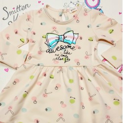 Детска рокля с панделка в кремаво Awesome Детска рокля с панделка в кремаво Awesome