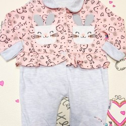 Бебешки гащеризон в сиво и розово Зайчета Бебешки гащеризон в сиво и розово Зайчета