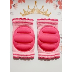 Бебешки наколенки в розово Бебешки наколенки в розово