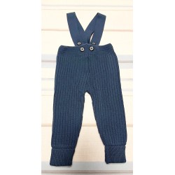 Бебешки плетен гащеризон в синьо с презрамки