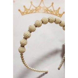 Детска диадема от перли и мъниста Детска диадема от перли и мъниста