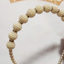 Детска диадема от перли и мъниста