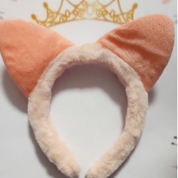 Пухкава диадема с ушички в розово