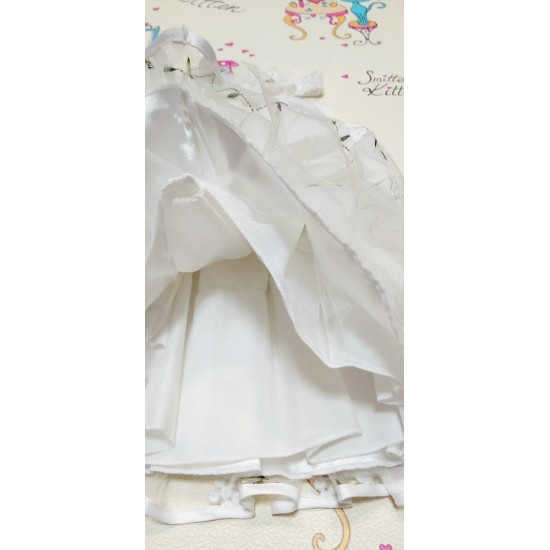 Официална бяла бебешка рокля с тюл и цветя ,,Bellissima