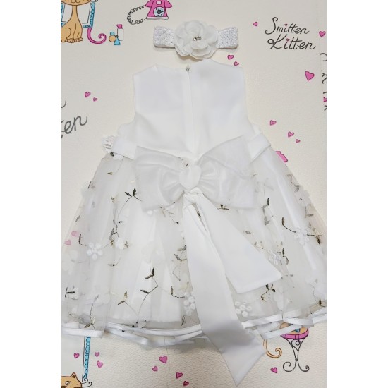 Официална бяла бебешка рокля с тюл и цветя ,,Bellissima