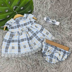 Бебешка рокля в синьо каре с гащички и лента за коса Бебешка рокля в синьо каре с гащички и лента за коса
