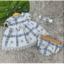 Бебешка рокля в синьо каре с гащички и лента за коса