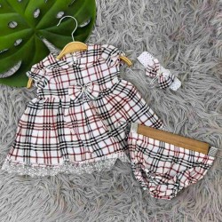 Бебешка рокля с гащички и лента за коса в червено каре