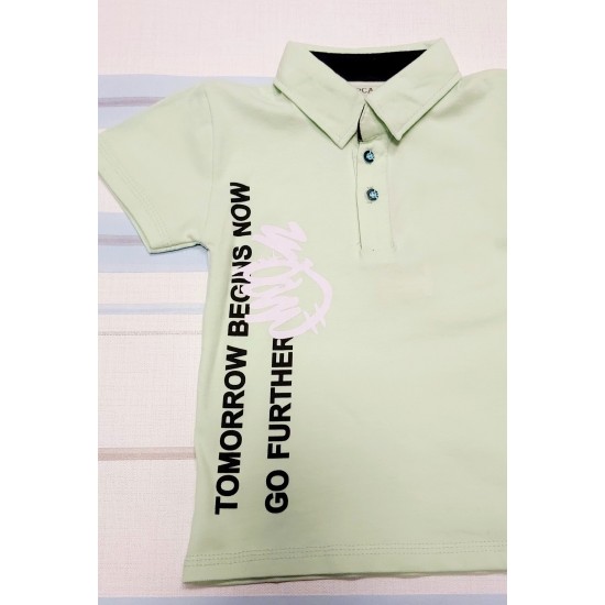 Детска тениска с яка в светло зелено