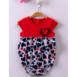 Бебешко боди в червено  Сърчице