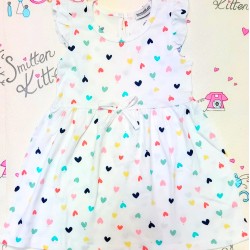 Детска рокля на разноцветни сърца
