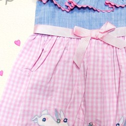 Детска рокля в синьо и розово каре  Зайчета