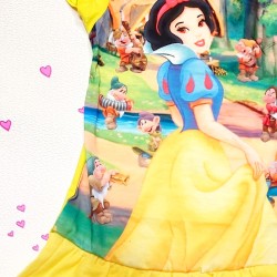 Лятна детска рокля Снежанка и седемте джуджета Лятна детска рокля Снежанка и седемте джуджета