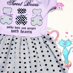 Детска рокля в лилаво и сиво с мечета