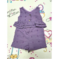 Бебешки летен ромпър/гащеризон в лилаво с къдрички Бебешки летен ромпър/гащеризон в лилаво с къдрички