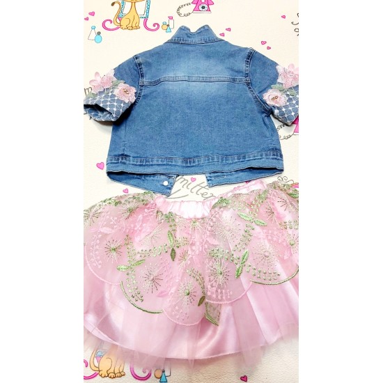 Детски комплект с дънково яке,блуза и пола с тюл