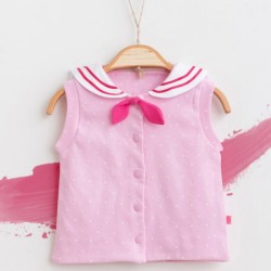 Бебешки елек в розово с яка Бебешки елек в розово с яка