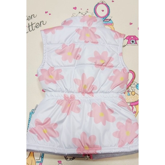Детски шушляков елек в бяло с розови цветя