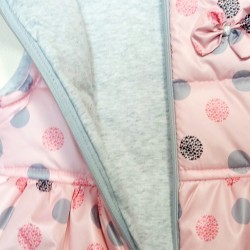 Детски шушляков елек в розово на точки за момиче