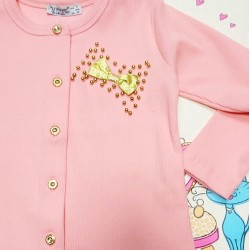 Детска жилетка със златна панделка