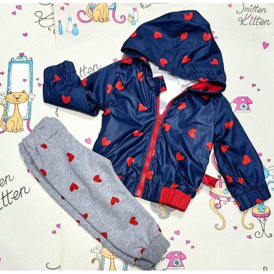 Бебешки комплект за момиче с яке на червени сърца-3 части
