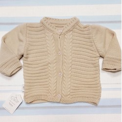 Бебешка плетена жилетка в бежово кафяво