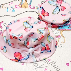 Детска разкошна рокля в розово с пеперуди с чанта и шапка