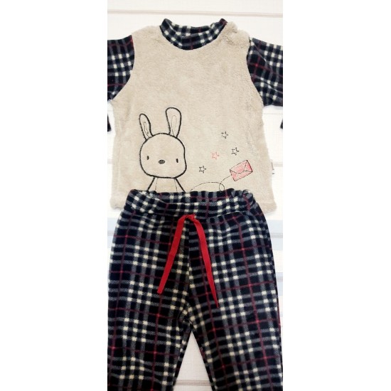 Пухкав бебешки комплект ,,Зайо