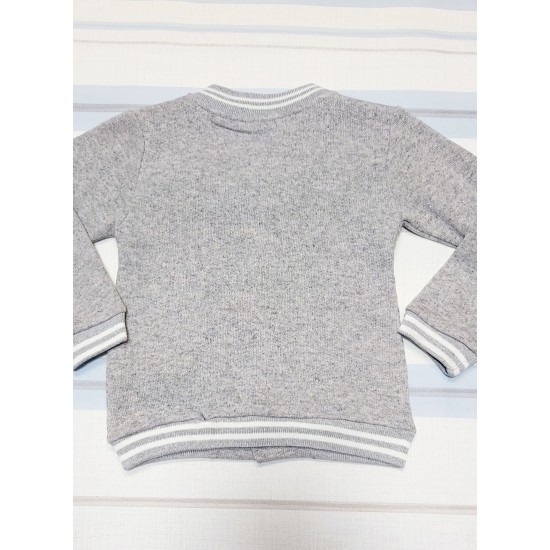 Суичър в светло сиво лека вата Суичър в светло сиво лека вата