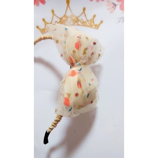 Диадема с пухкава панделка в бежово