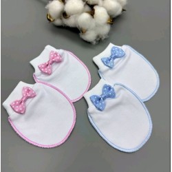 Бебешки памучни ръкавички в в бяло с розово или синьо  Панделки