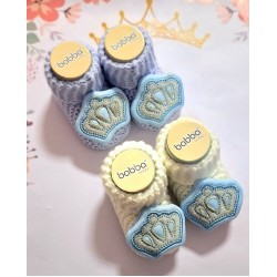 Бебешки плетени терлички в бяло или синьо  Коронка