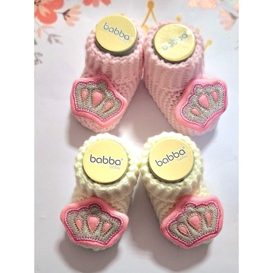 Бебешки плетени терлички в бяло или розово  Коронки