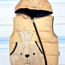Детски шушляков елек в бежово с качулка Мечо Детски шушляков елек в бежово с качулка Мечо