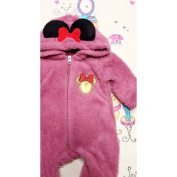 Бебешки пухкав гащеризон в тъмно розово с качулка Мини Маус Бебешки пухкав гащеризон в тъмно розово с качулка Мини Маус