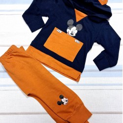 Бебешки комплект в тъмосиньо и оранжево с качулка Мики Маус Бебешки комплект в тъмосиньо и оранжево с качулка Мики Маус