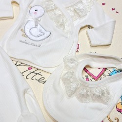 Бебешки комплект 5части в бяло  Патенце 0-3м