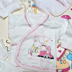 Бебешки комплект 5части в кутия в бяло и розово  Зайчета 0-3м