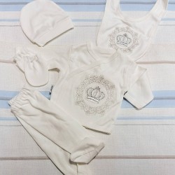 Луксозен бебешки комплект 5части за новородено в бяло в кутия Корона Луксозен бебешки комплект 5части за новородено в бяло в кутия Корона