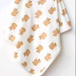 Бебешка памучна пелена в бяло с мечета 80см/90см Бебешка памучна пелена в бяло с мечета 80см/90см