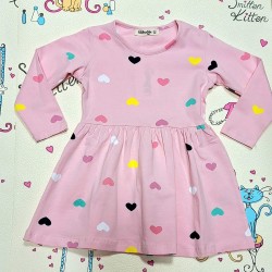 Детска рокля в розово с разноцветни сърца