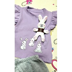 Детски летен комплект в лилаво с играчка зайче Детски летен комплект в лилаво с играчка зайче