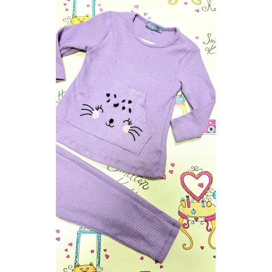 Детски леко ватиран мек комплект в лилаво ,,Коте