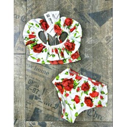 Детски бански от 2 части с красиви рози Детски бански от 2 части с красиви рози