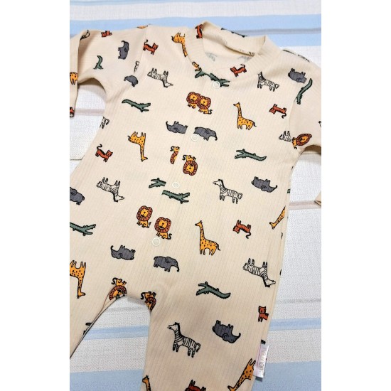 Бебешки гащеризон в бежово с диви животни