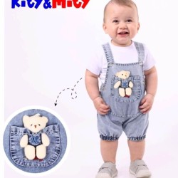 Бебешки летен дънков гащеризон с бяла тениска с играчка мече Бебешки летен дънков гащеризон с бяла тениска с играчка мече