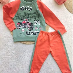 Детски комплект в оранжево и зелено Мотор Детски комплект в оранжево и зелено Мотор