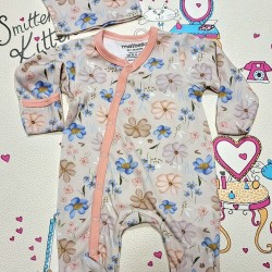 Бебешки гащеризон в бежово и оранжево на цветя с шапка