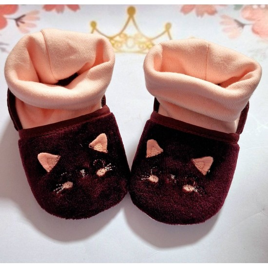 Бебешки памучни буйки чорап в бордо или бяло