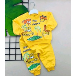Детски комплект с блуза и долнище в жълто ,,Джунгла